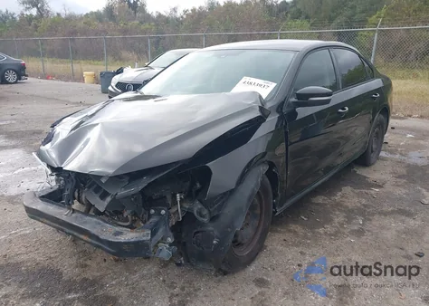 2013 Volkswagen Passat 2.5L S from USA, damaged, VIN 1VWAP7A36DC061324